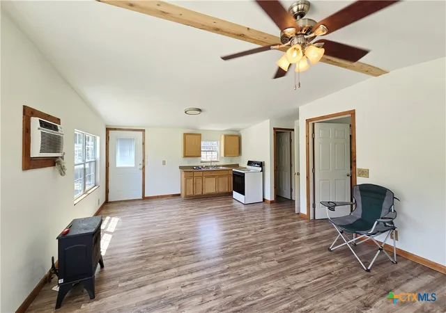 Photo 3 of House for sale at 1501 Kothmann Dr, Seguin, TX 78155 | MLS# 625156 | Listing updated on 2026-09-14
