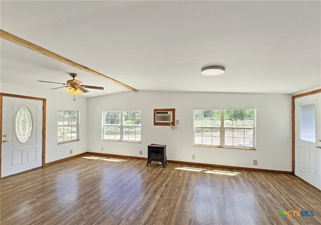 Photo 4 of House for sale at 1501 Kothmann Dr, Seguin, TX 78155 | MLS# 625156 | Listing updated on 2026-09-14