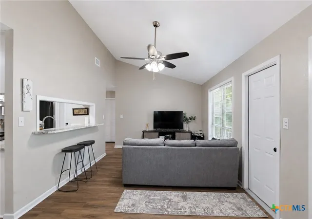 Photo 4 of Single family home for sale at 204 Timberlane, Victoria, TX 77901 | MLS# 625161 | Listing updated on 2026-09-14