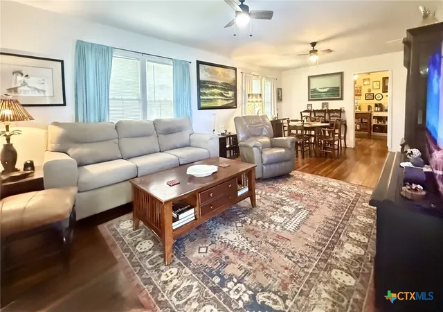 Photo 4 of Single family home for sale at 406 E Tres Palacios Ave, Palacios, TX 77465 | MLS# 625121 | Listing updated on 2026-09-14