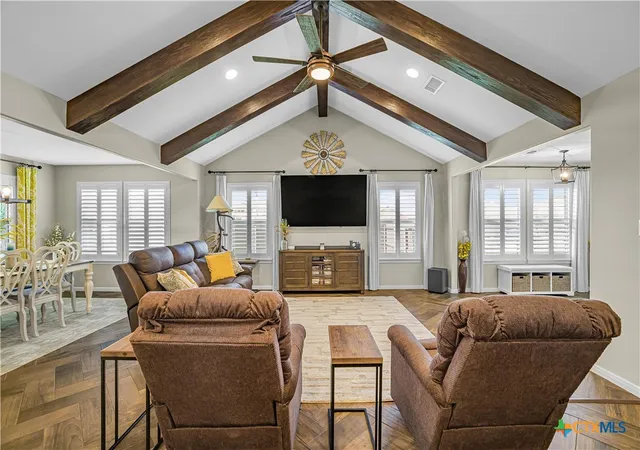 Photo 4 of Single family home for sale at 101 Gabbiano Ct, Victoria, TX 77904 | MLS# 625025 | Listing updated on 2026-09-14