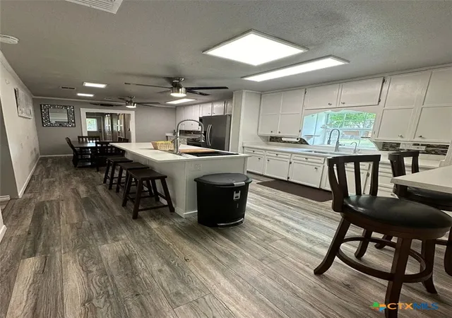 Photo 4 of Single family home for sale at 509 Reiley Rd, Seguin, TX 78155 | MLS# 625077 | Listing updated on 2026-09-29