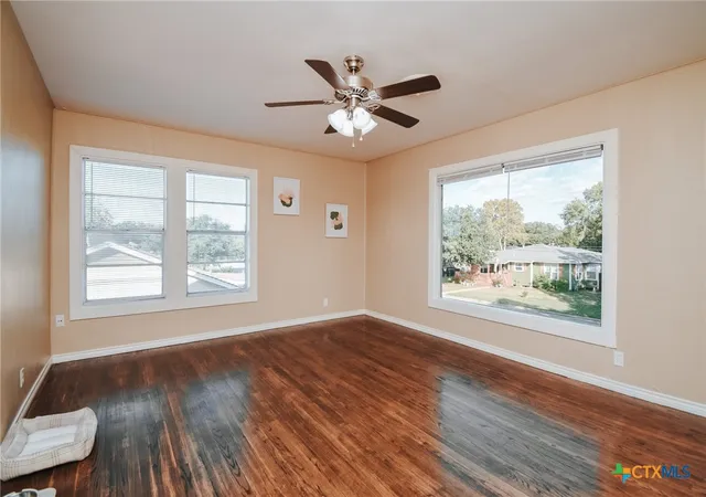 Photo 4 of House for sale at 1503 E Virginia Ave, Victoria, TX 77901 | MLS# 625273 | Listing updated on 2026-09-15
