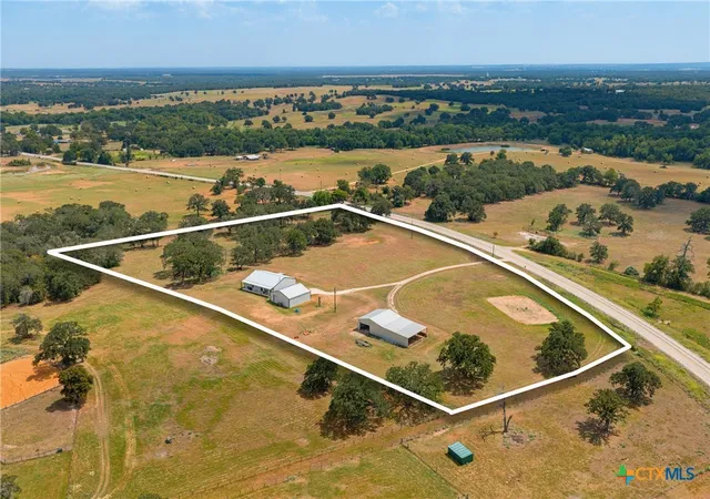 Photo 1 of Single family home for sale at 16905 Fm 112, Thrall, TX 76578 | MLS# 625294 | Listing updated on 2026-09-16