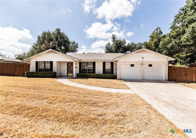 Photo 2 of Single family home for sale at 3205 Pin Oak Dr, Temple, TX 76502 | MLS# 625164 | Listing updated on 2026-10-07