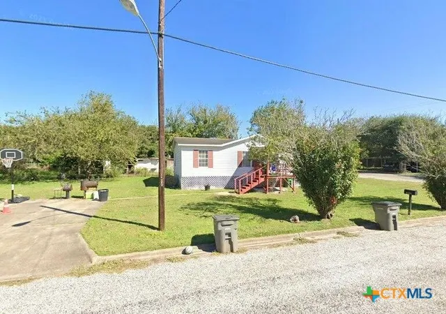 Photo 1 of Manufactured home for sale at 608 E 2nd Street, Victoria, TX 77901 | MLS# 625306 | Listing updated on 2026-09-15