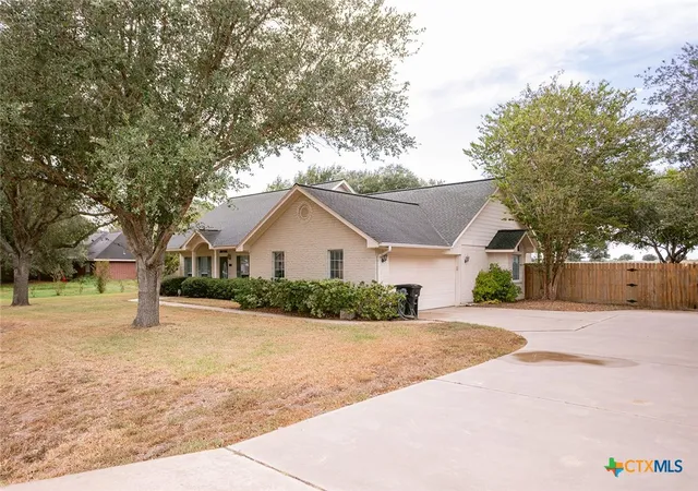 Photo 3 of Single family home for sale at 197 Penn Ave, Victoria, TX 77904 | MLS# 625326 | Listing updated on 2026-09-15