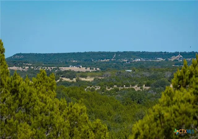 Photo 3 of Sale Pending at 3270 County Rd, Copperas Cove, TX 76522 | MLS# 625305 | Listing updated on 2026-09-23