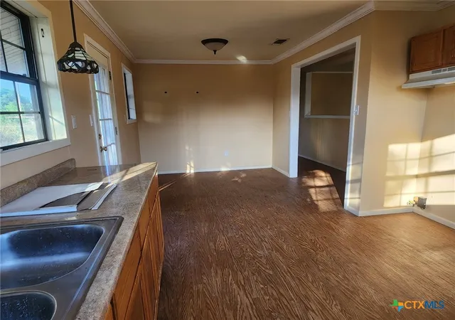 Photo 3 of Single family home for sale at 107 E Saint Mary St, Runge, TX 78151 | MLS# 625330 | Listing updated on 2026-10-07