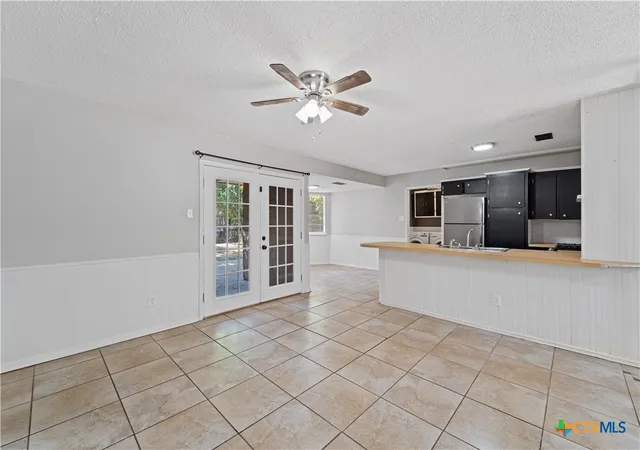 Photo 3 of Single family home for sale at 206 Cottonwood Dr, Copperas Cove, TX 76522 | MLS# 625199 | Listing updated on 2026-09-15