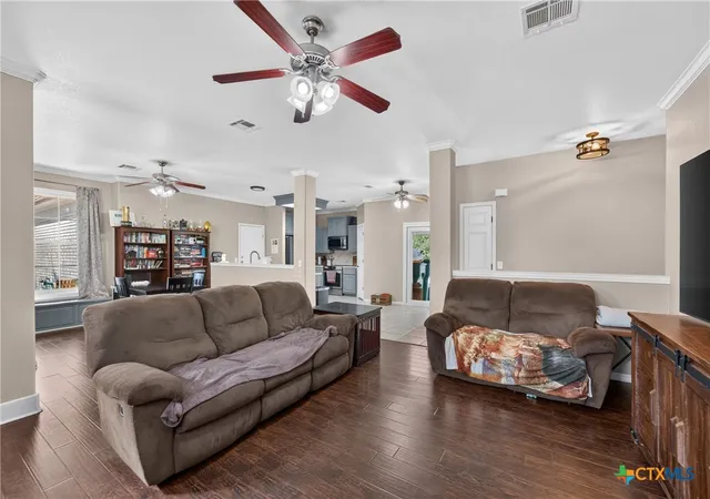 Photo 3 of Single family home for sale at 127 Gehler Cir, Nolanville, TX 76559 | MLS# 625338 | Listing updated on 2026-09-24