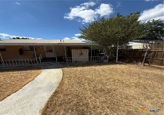 Photo 2 of Single family home for sale at 711 S 3rd Street, Copperas Cove, TX 76522 | MLS# 625364 | Listing updated on 2026-09-17