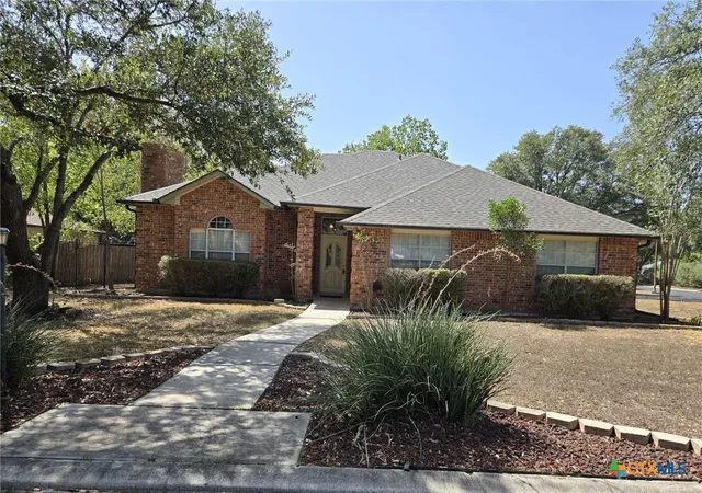 Photo 1 of Single family home for sale at 1211 Meadow Run, Seguin, TX 78155 | MLS# 625381 | Listing updated on 2026-09-17