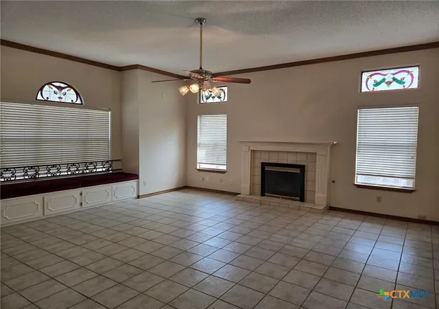 Photo 2 of Single family home for sale at 1211 Meadow Run, Seguin, TX 78155 | MLS# 625381 | Listing updated on 2026-09-17