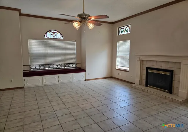 Photo 3 of Single family home for sale at 1211 Meadow Run, Seguin, TX 78155 | MLS# 625381 | Listing updated on 2026-09-17