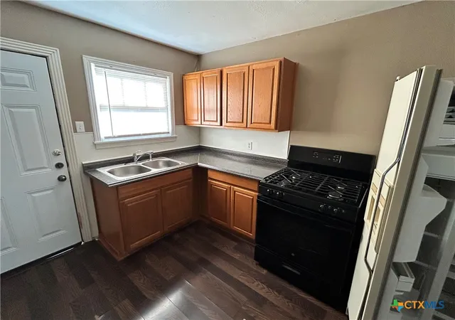 Photo 3 of Multi family home for sale at 710 /712 Sutton Dr, Killeen, TX 76541 | MLS# 625383 | Listing updated on 2026-09-15