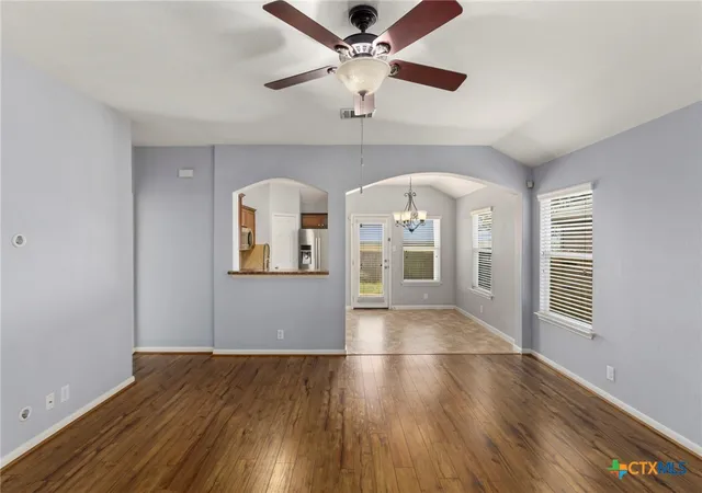 Photo 3 of Single family home for sale at 405 Teron Dr, San Marcos, TX 78666 | MLS# 625390 | Listing updated on 2026-09-23