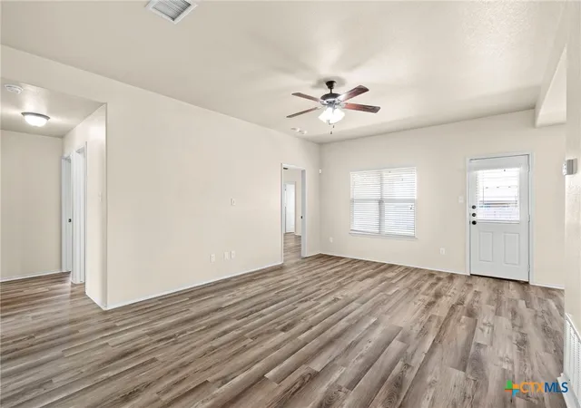 Photo 3 of Single family home for sale at 2602 Coal Oil Dr, Killeen, TX 76549 | MLS# 625178 | Listing updated on 2026-09-16