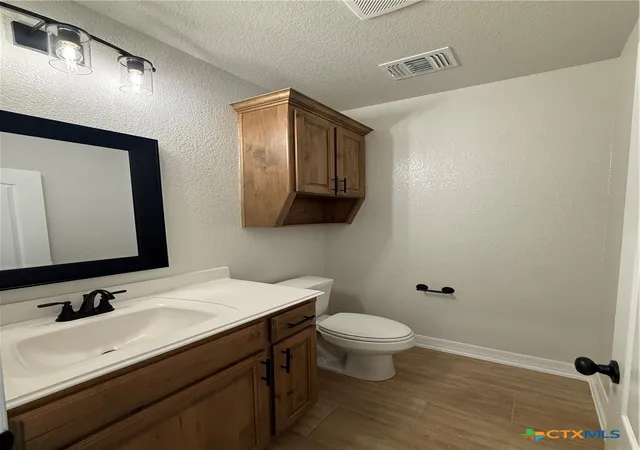 Photo 3 of Single family home for sale at 8003 Kelly Herring Ln, Killeen, TX 76542 | MLS# 625340 | Listing updated on 2026-09-16
