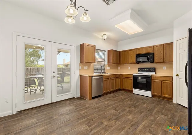 Photo 4 of Single family home for sale at 2067 Heaton Hall Dr, New Braunfels, TX 78130 | MLS# 625315 | Listing updated on 2026-09-16