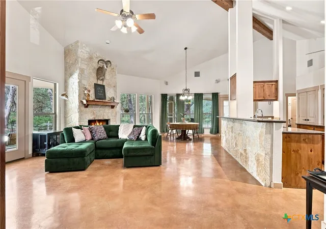 Photo 4 of Single family home for sale at 2 Trophy Ln, New Braunfels, TX 78132 | MLS# 624984 | Listing updated on 2026-09-16