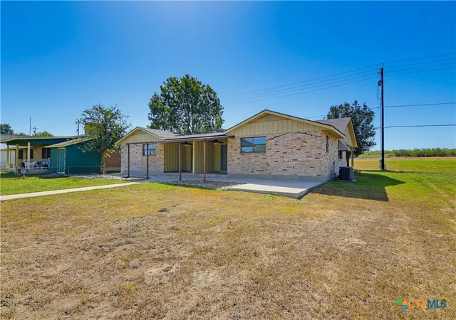 Photo 3 of Multi family home for sale at 16615 Fm 725, Seguin, TX 78155 | MLS# 625163 | Listing updated on 2026-09-16