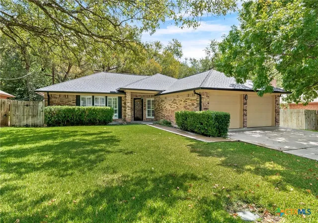 Photo 2 of Single family home for sale at 3301 Pecan Valley Dr, Temple, TX 76502 | MLS# 624768 | Listing updated on 2026-10-01