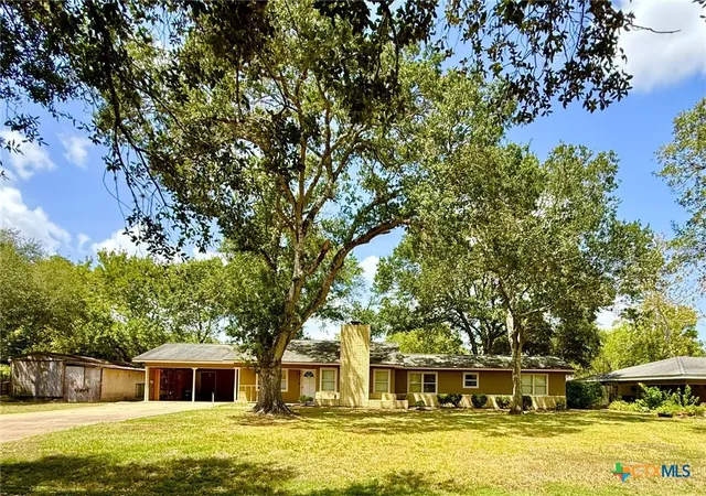Photo 2 of Single family home for sale at 308 Louise St, Edna, TX 77957 | MLS# 623825 | Listing updated on 2026-09-17