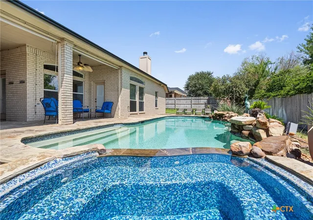 Photo 2 of Single family home for sale at 2111 Civet Trl, Harker Heights, TX 76548 | MLS# 625469 | Listing updated on 2026-10-07