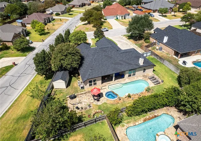 Photo 3 of Single family home for sale at 2111 Civet Trl, Harker Heights, TX 76548 | MLS# 625469 | Listing updated on 2026-10-07