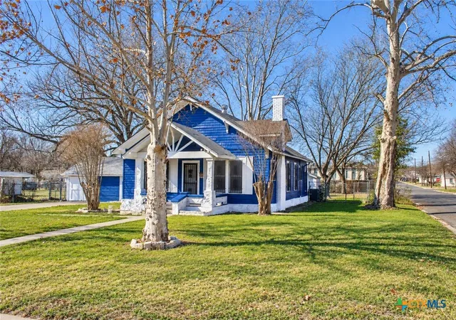 Photo 3 of Single family home for sale at 1805 N Gray St, Killeen, TX 76541 | MLS# 625100 | Listing updated on 2026-09-28