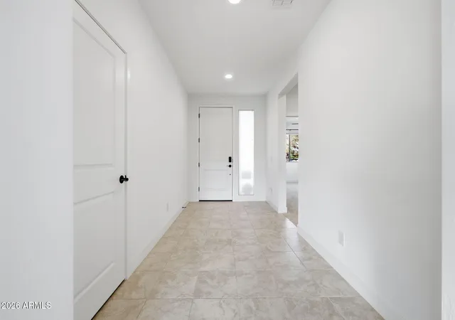 Photo 3 of Single family home for sale at 39513 N Hailey Ln, San Tan Valley, AZ 85140 | MLS# 7028761 | Listing updated on 2026-09-04