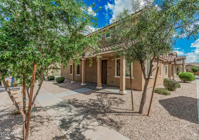 Photo 2 of Single family home for sale at 841 E Agua Fria Ln, Avondale, AZ 85323 | MLS# 7099562 | Listing updated on 2026-10-29