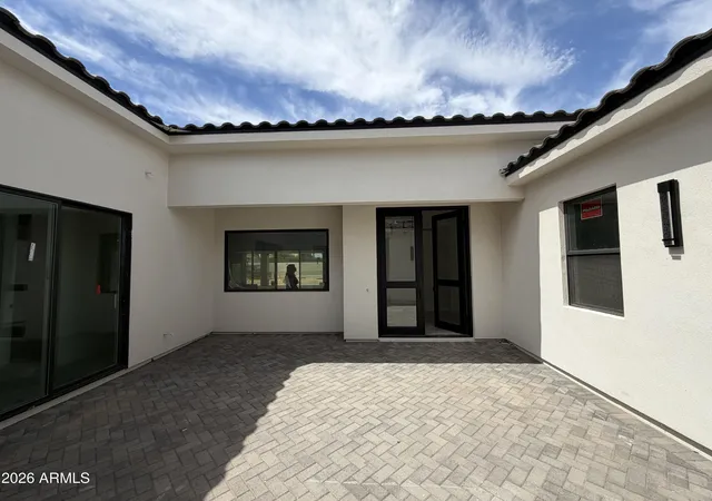 Photo 3 of Single family home for sale at 5620 S Gemstone Dr, Chandler, AZ 85249 | MLS# 6858715 | Listing updated on 2026-09-10