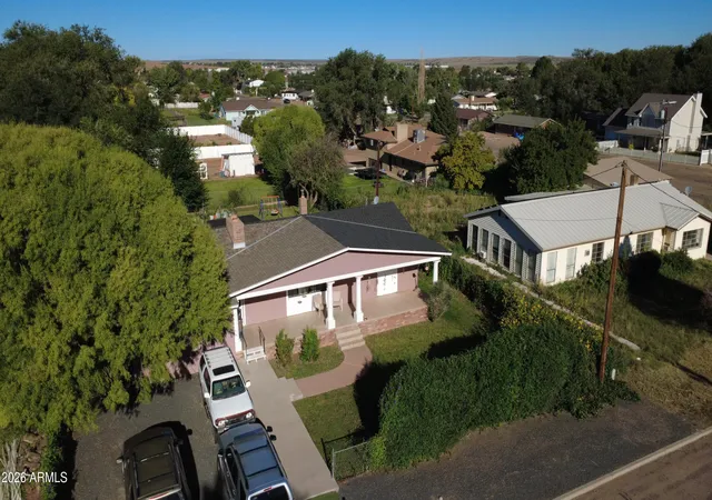 Photo 3 of Single family home for sale at 44 S 3Rd St W, Snowflake, AZ 85937 | MLS# 6922689 | Listing updated on 2026-09-25
