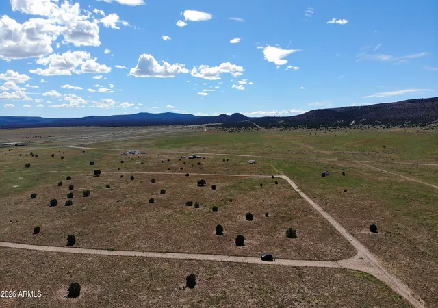 Photo 4 of Land for sale at 27817 W San Juan Ln #469, Seligman, AZ 86337 | MLS# 6936529 | Listing updated on 2026-09-11