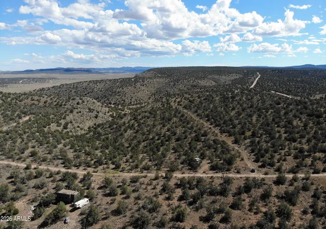 Photo 4 of Land for sale at 29399 W Stagecoach Ln #853, Seligman, AZ 86337 | MLS# 6963477 | Listing updated on 2026-09-10