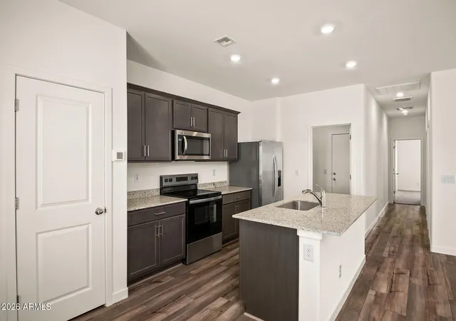 Photo 2 of Single family home for sale at 659 W Pintail Dr, Casa Grande, AZ 85122 | MLS# 6975725 | Listing updated on 2026-10-05