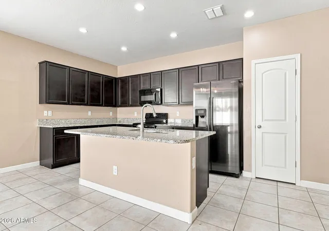 Photo 3 of Single family home for sale at 4200 W Alabama Ln, San Tan Valley, AZ 85144 | MLS# 6990452 | Listing updated on 2026-09-05