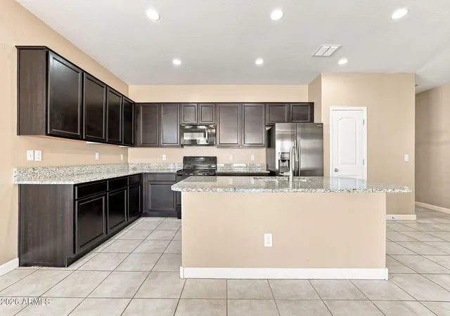 Photo 4 of Single family home for sale at 4200 W Alabama Ln, San Tan Valley, AZ 85144 | MLS# 6990452 | Listing updated on 2026-09-05