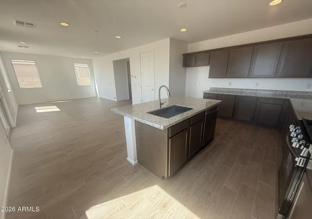 Photo 4 of Single family home for sale at 46855 W Crescent Moon Dr, Maricopa, AZ 85139 | MLS# 7000465 | Listing updated on 2026-10-02