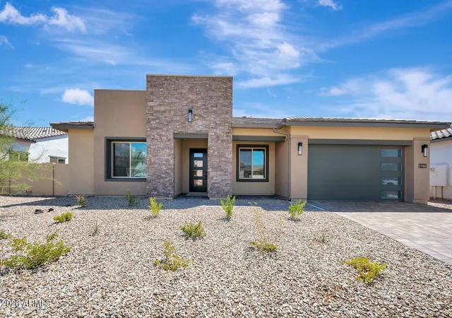 Photo 1 of Sale Pending at 821 W J Waltz Way, Apache Junction, AZ 85120 | MLS# 7014090 | Listing updated on 2026-09-11