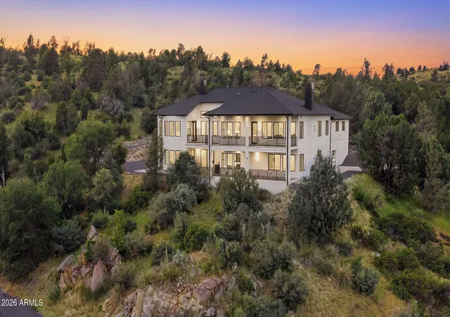 Photo 1 of Mansion for sale at 300 N Lynx Crk Rd, Prescott, AZ 86303 | MLS# 7018180 | Listing updated on 2026-09-12