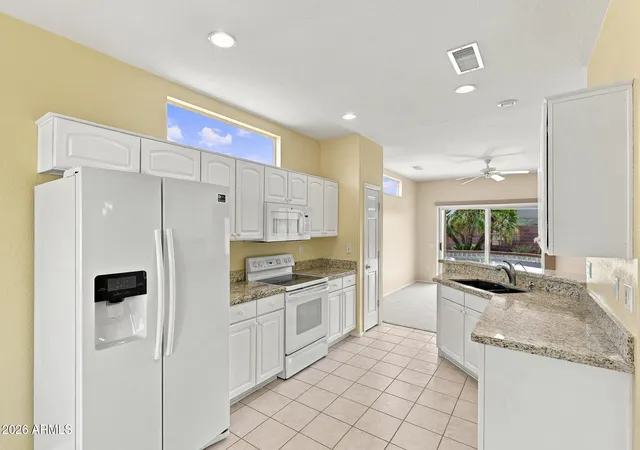 Photo 4 of Single family home for sale at 18373 N Shimmer Ln, Surprise, AZ 85374 | MLS# 7085225 | Listing updated on 2026-10-09