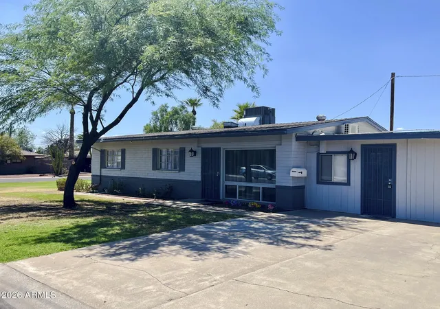 Photo 1 of Single family home for sale at 3824 N 8th Avenue, Phoenix, AZ 85013 | MLS# 7021039 | Listing updated on 2026-09-13