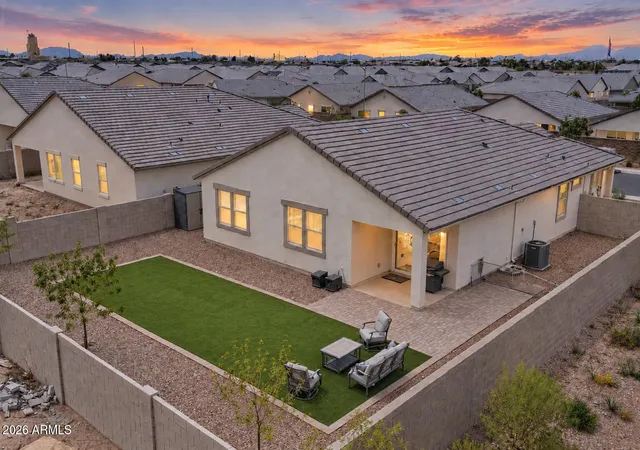 Photo 3 of Single family home for sale at 40 S Carlton Ave, Casa Grande, AZ 85122 | MLS# 7022087 | Listing updated on 2026-09-18