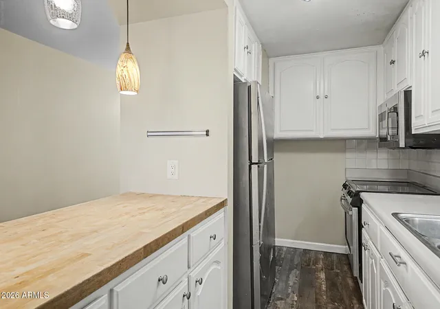 Photo 3 of Condo for sale at 424 W Brown Rd #207, Mesa, AZ 85201 | MLS# 7025756 | Listing updated on 2026-09-02