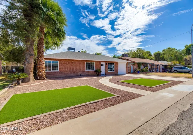 Photo 2 of Single family home for sale at 2513 E Turney Ave, Phoenix, AZ 85016 | MLS# 7069459 | Listing updated on 2026-10-30