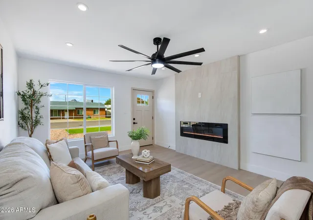 Photo 4 of Single family home for sale at 2513 E Turney Ave, Phoenix, AZ 85016 | MLS# 7069459 | Listing updated on 2026-10-30