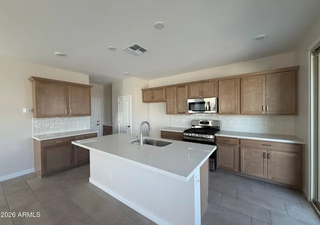 Photo 3 of Sale Pending at 3135 S 180th Lane, Goodyear, AZ 85338 | MLS# 7026638 | Listing updated on 2026-10-12